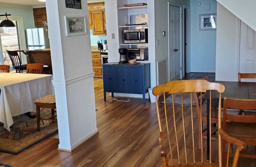 Eatonton House | WOW views of Oconee! Private Dock! Hot-tub! Firepit! Canoe! PetsOK!