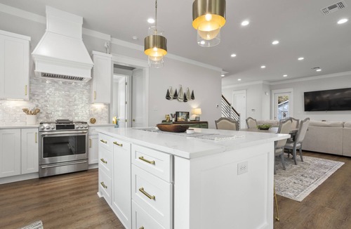Bay St Louis House | Yeah, Bay-by! Modern Farmhouse in Old Town Bay Saint Louis
