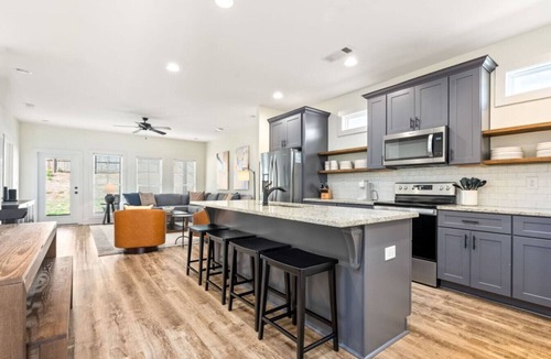 Auburn House | Your Auburn Home Away From Home – Minutes from Campus