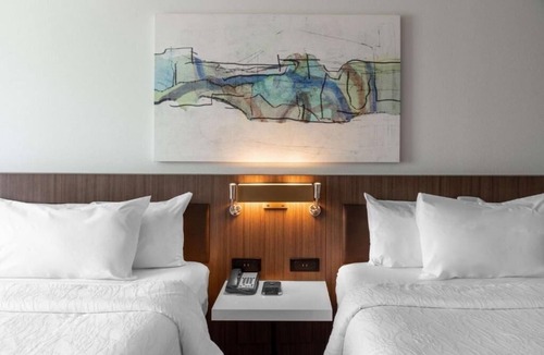 North Little Rock Hotel | Your NLR Base w/Indoor Pool | Near Clinton Library and Scenic Riverwalk!