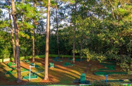 Gautier House | Your Ultimate Vacation Destination With Outdoor Pool, Tennis Court and Much More
