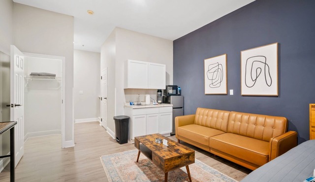 1 Bedroom Apartment at Oak + Fountain - #10
