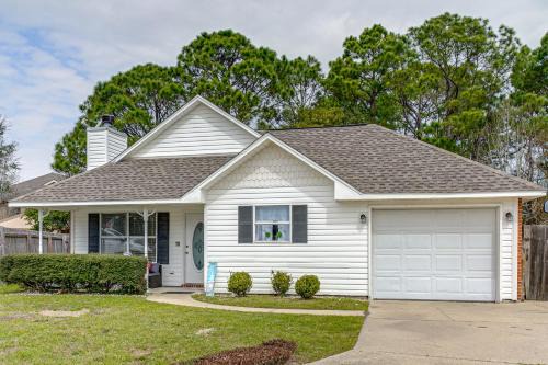 1 Mi to Gulf & Close to Casinos! Quiet Biloxi Home