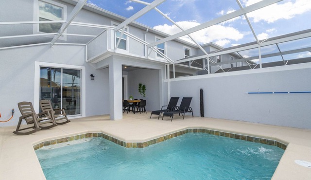 1112 CD - Glam 4BR Townhome, Pool