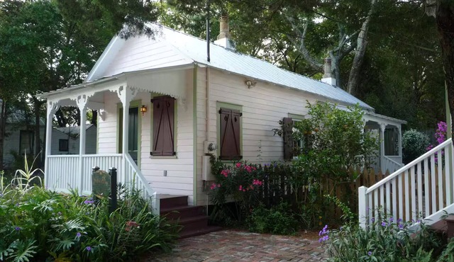 119 Kings Ferry Way Historic Cottage