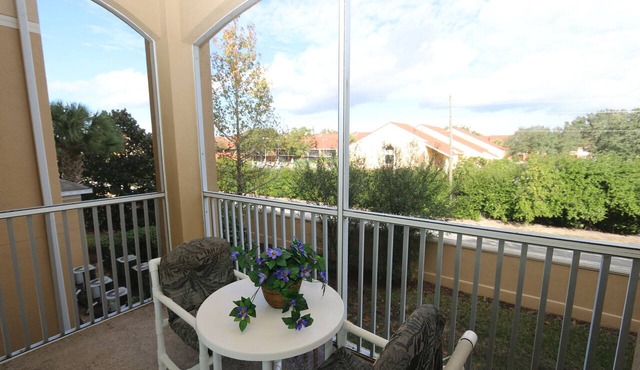 2 bed Windsor Hills Condo! Close to Disney World!