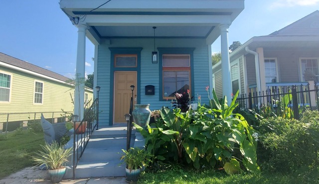 2-bedroom house in Historic Neighborhood near French Quarter