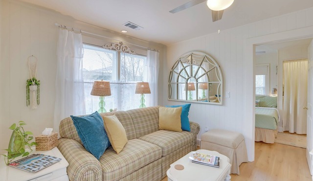 2 Mi to Bryant-Denny Stadium! Pet-Friendly Home