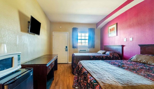 2 Queen Bed | Ruleville MS