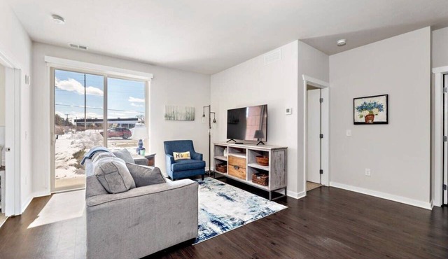 2BR TC Condo I Near DT + Steps to Trail
