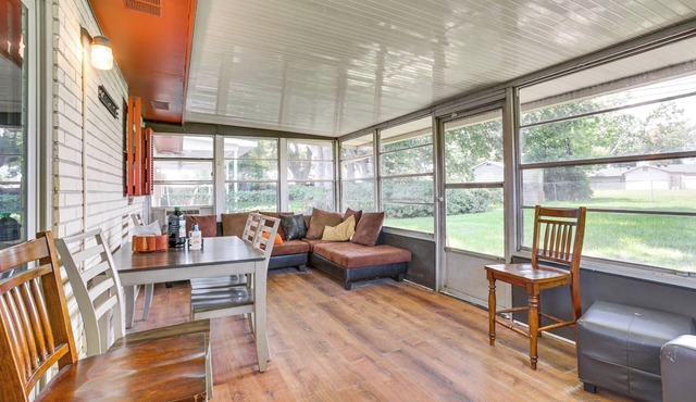 30 Mi to The Big Easy: LaPlace Home w/Backyard!