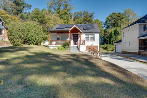 5 Mi to Dtwn ATL! Cutest Cottage in Venetian Hills