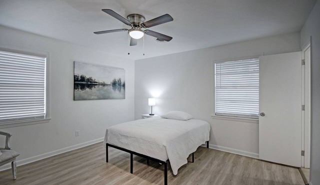 6BR Workforce Stay Near I-55 & I-220 in Jackson