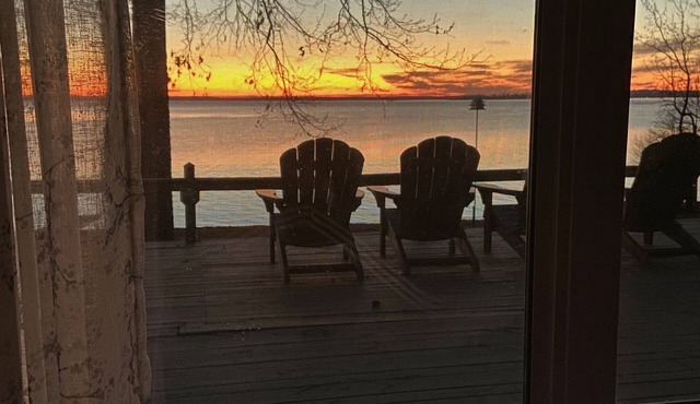 Amazing big waterfront view of Sam Rayburn Lake