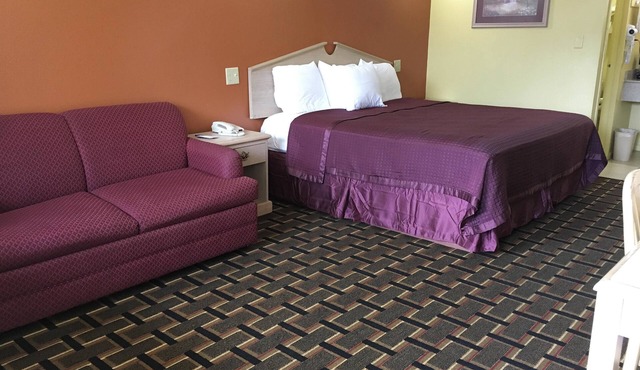 Americas Best Value Inn & Suites Greenville