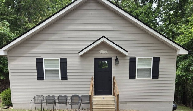 Anchor's Pointe Lodge at Fish & Fiddle Family Resort & Extended Stay in Mountain Home