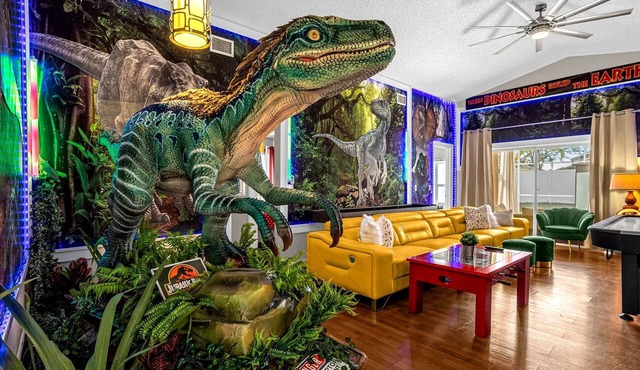 Animatronic Dinosaur | 5BR Near Disney, Theater, Private Heated Pool & 3 Kings