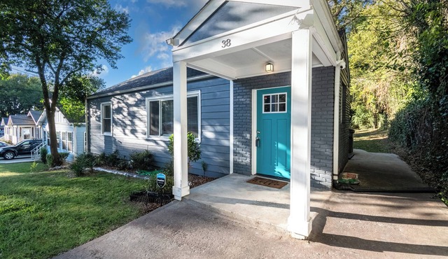 ATL 2Bed Gem Near Amphitheater + Free Arcade Play!