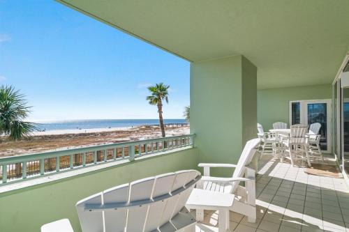 BeachClub A-201-2nd floor Beachfront-4 Bed-4Bath-Luxe Condo-Resort-Sleeps 10