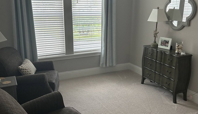 Beautiful 1 floor 4-3 home 10 minutes from TPC Sawgrass and the Beach.