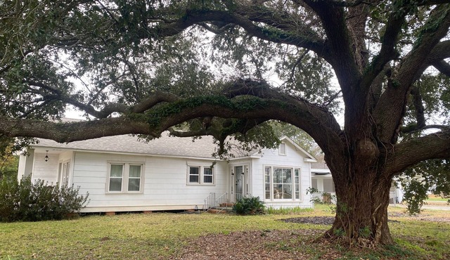 Beautiful 2-bedroom house in Arnaudville