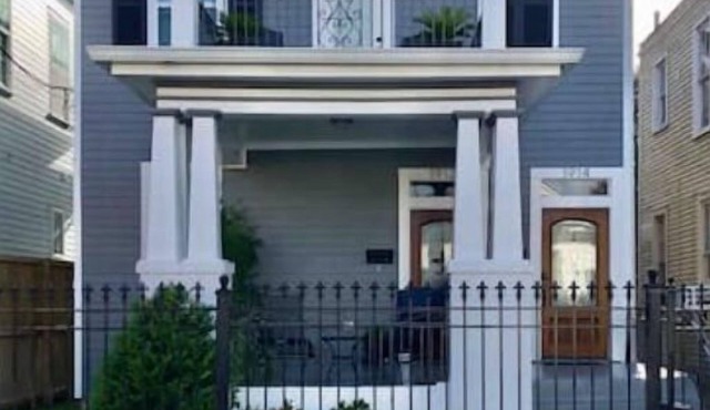 Beautiful Uptown Home 3 Blocks From St.Charles Ave