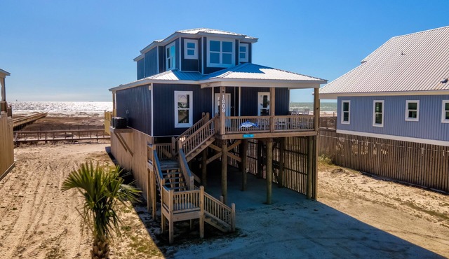 Blue Pearl | great august rates. Pool. Hottub. On Beach