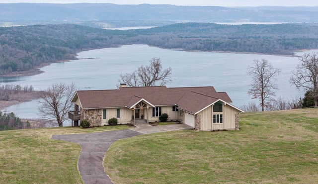 Bluff View House has vast open water views of Greers Ferry Lake in Arkansas