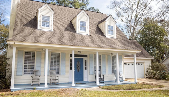 Booth Circle Retreat - near downtown Ocean Springs & beaches