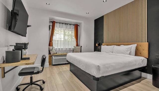 Boutique Stay: Sleek King Bed at The Block Hotel