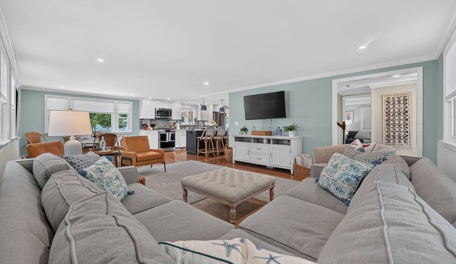 Cape Cod Escape | Near Beaches | Play Area in Osterville