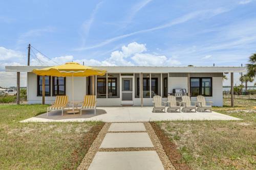 Casa Del Mare | Beach to Bay on Alligator Point