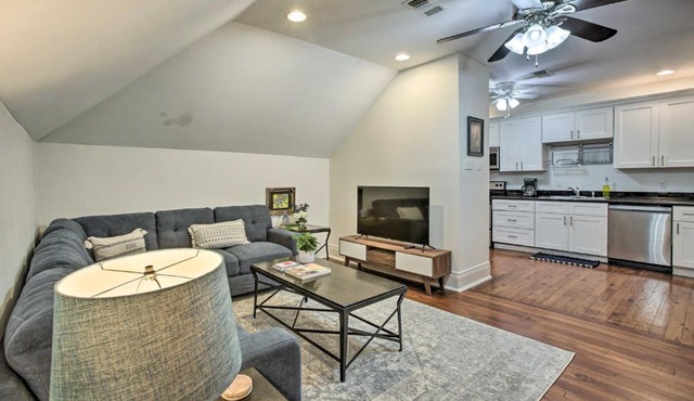Centrally Located New Orleans Condo with Yard!