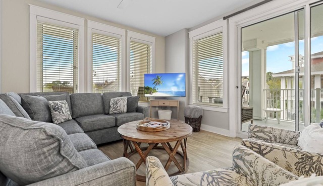 Charming 2BR at Wharf! Beach, Tropical Pool + Hot Tub, Tram, Spacious Balcony