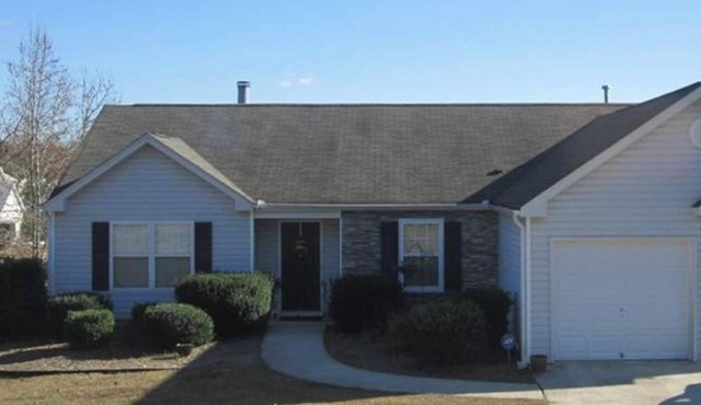 Charming 3-bedroom house with AC and WiFi in brilliant Powder Springs
