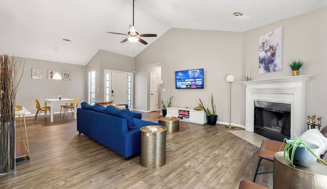 Charming 3-bedroom house only 20 minutes to downtown and 15 minutes to airport