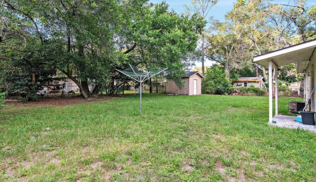 Charming 3-bedroom house with AC in vibrant Jacksonville