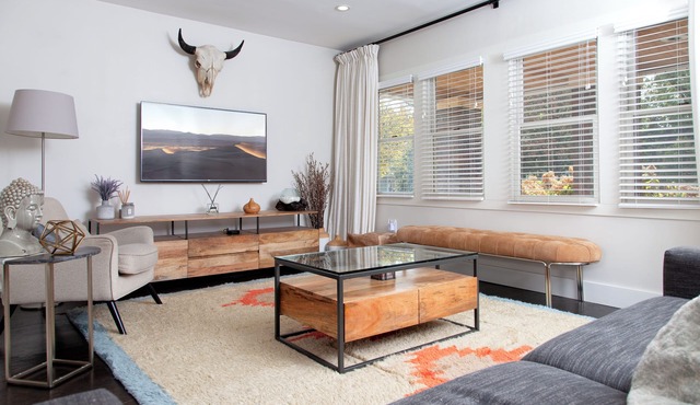 Charming Rustic Modern House Near Detroit Zoo in Pleasant Ridge