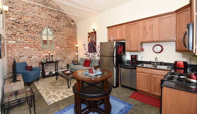 Charming Treme Cottage 3 Blocks From French Quarter