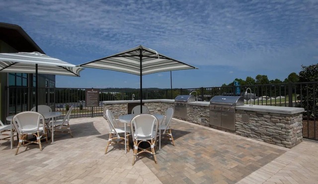 Close to Oak Mt St Park Lots of Amenities