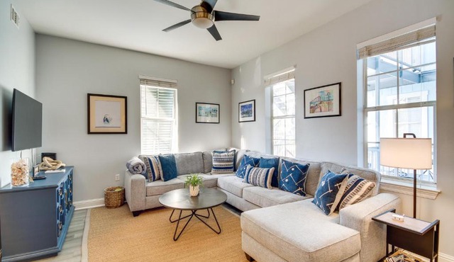 'Cloud 9 on the Gulf', 1 Mi to Beach: Pet Friendly