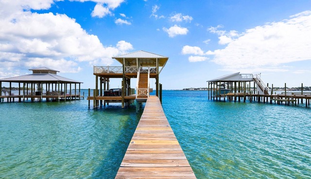 Coastal Cottage Retreat | Pool, Boat Dock, & Minutes to Pirates Cove