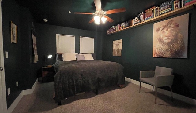 Comfy Townhouse; Close to Beach; Pool Access