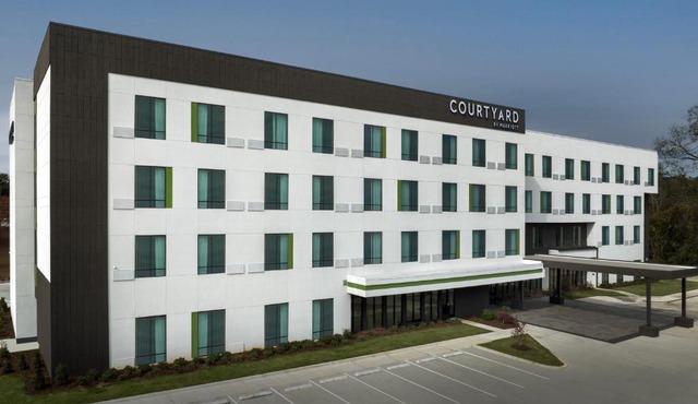 Courtyard by Marriott Northport University of Alabama