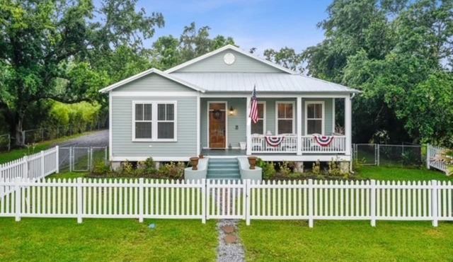 Cozy Cottage in the Bay