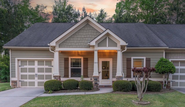 Cozy Milly Cottage near Lake Sinclair!