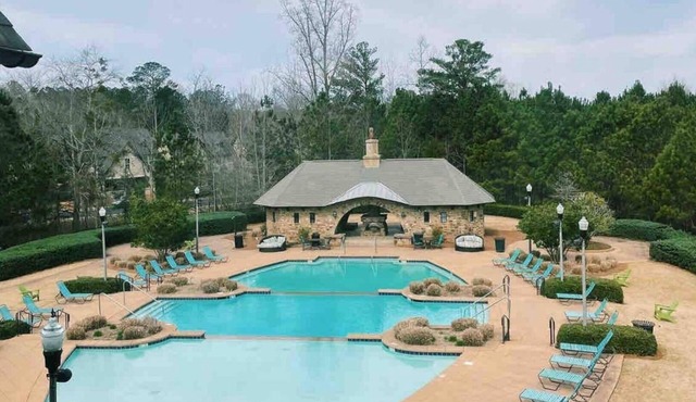 Cozy retreat - resort amenities