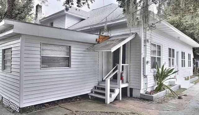 Cozy Studio Apt #5 by Bike Trail & Historic Downtown Winter Garden