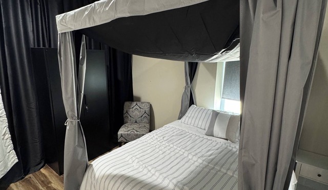 Cozy studio in Eufaula within walking distance to shopping and restaurants. in Eufaula