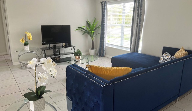 Cozy Villa near Daytona Beach Pet- friendly